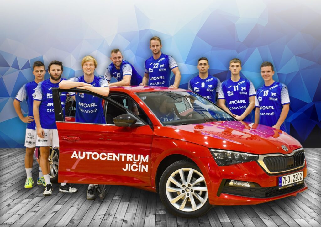 AUTOCENTRUM podporuje jičínskou házenou