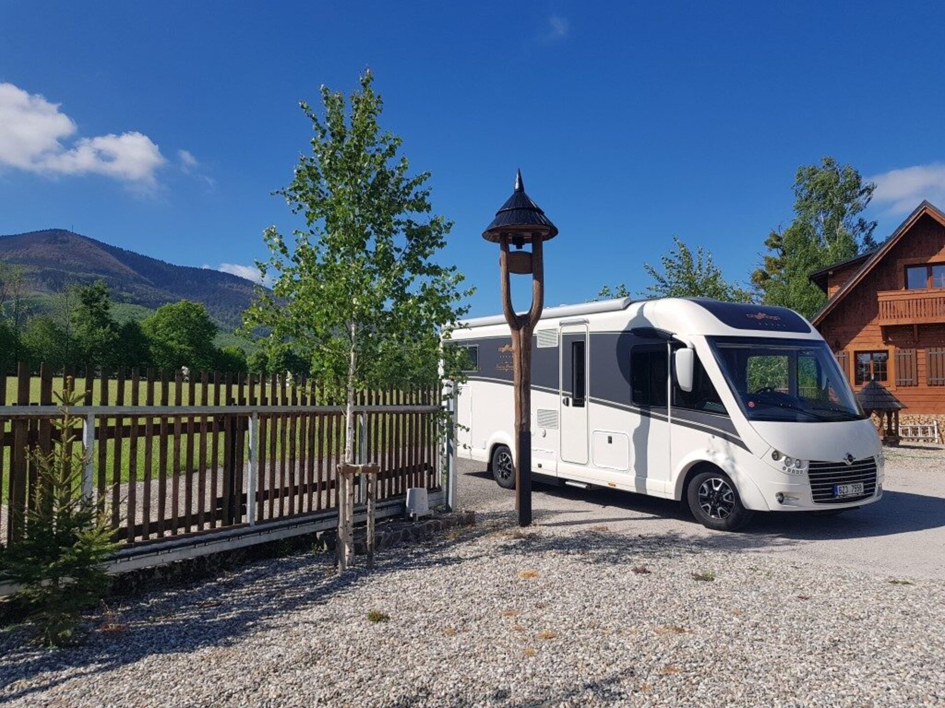 Caravan parking - Radhošťský rybník