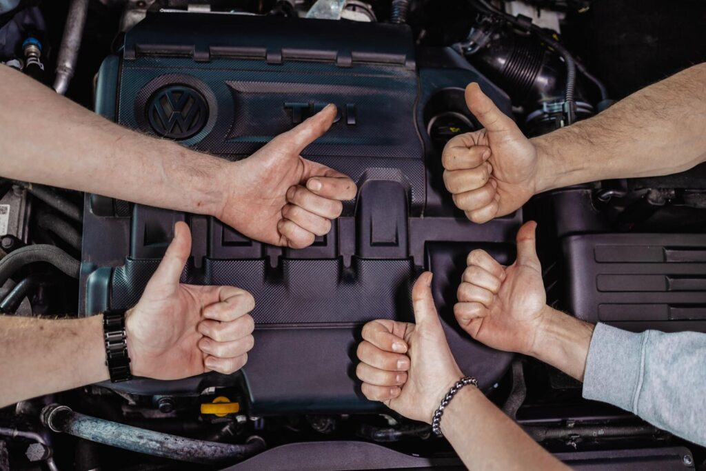 Ilustrační foto - práce automechanika