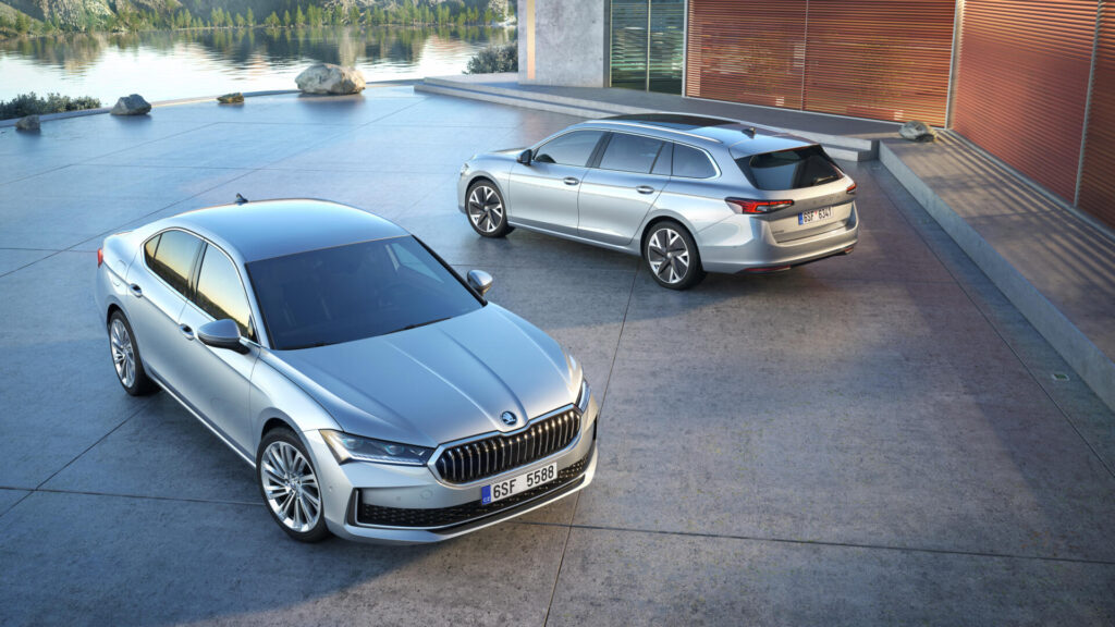 Nová Škoda Superb